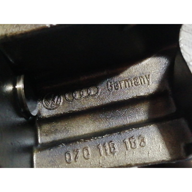 Recambio de bomba aceite para volkswagen touareg (7la) tdi r5 referencia OEM IAM 070115153  