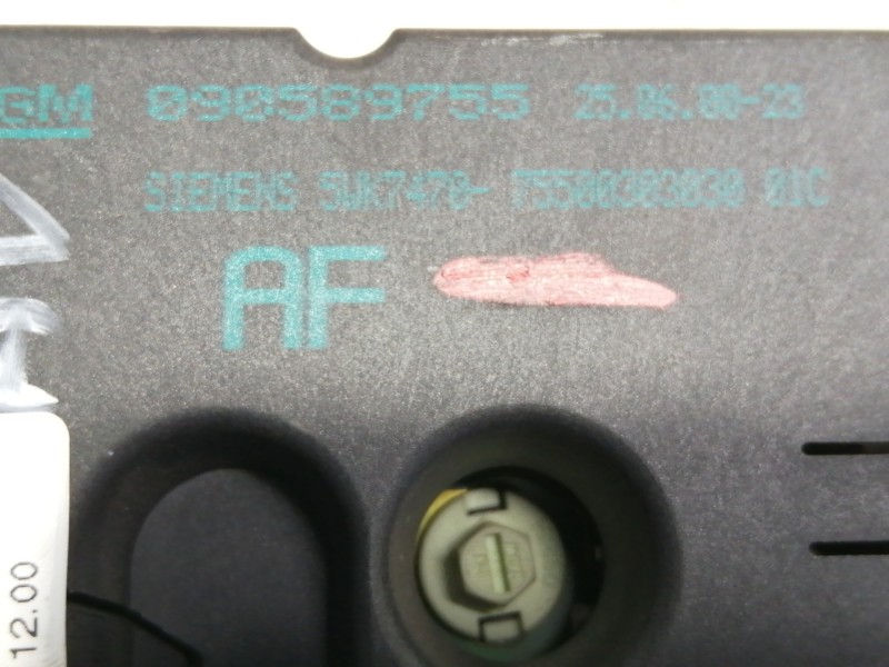 Recambio de pantalla multifuncion para opel zafira a comfort referencia OEM IAM 090589755 7550030303001C 5WK7470