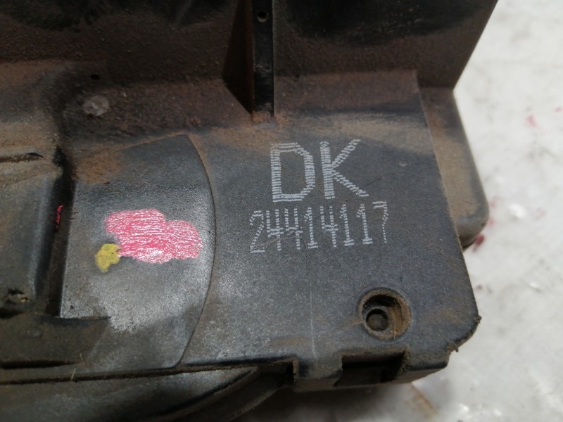 Recambio de cerradura puerta delantera derecha para opel zafira a comfort referencia OEM IAM 24414117  