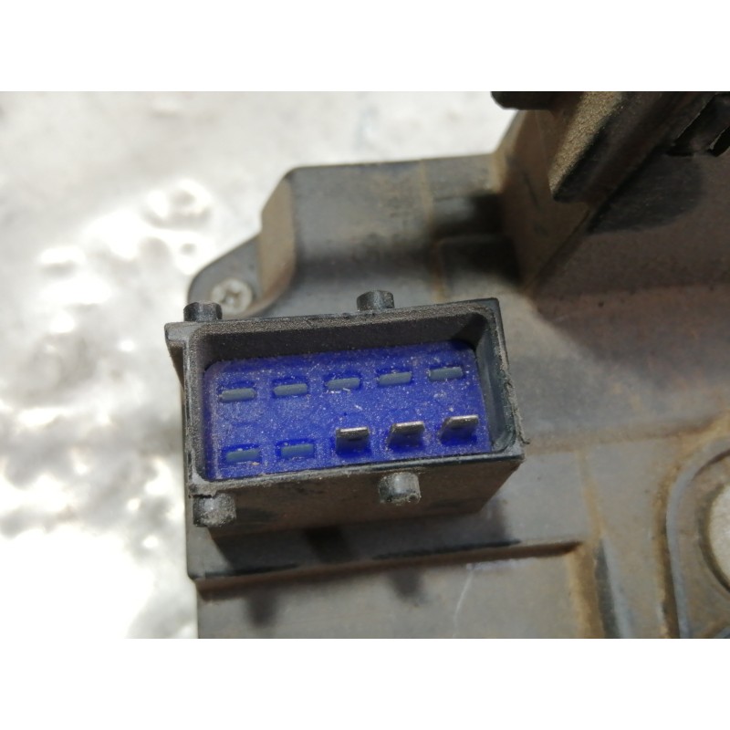 Recambio de cerradura puerta delantera derecha para opel zafira a comfort referencia OEM IAM 24414117  