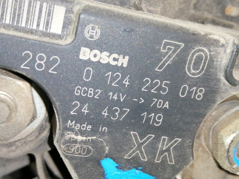 Recambio de alternador para opel corsa c club referencia OEM IAM 0124225018 24437119 