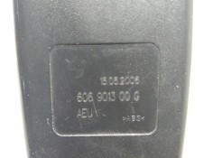 Recambio de enganche cinturon trasero izquierdo para bmw serie 3 touring (e91) 320d referencia OEM IAM 606901300   2