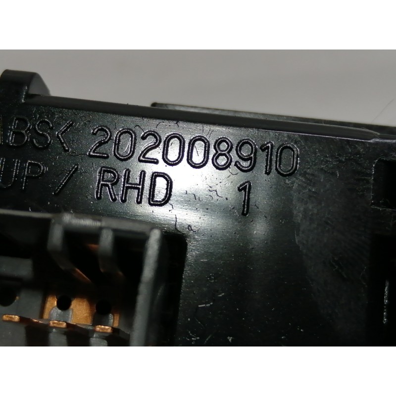 Recambio de mando multifuncion para kia sorento emotion 4wd referencia OEM IAM 934102P630 934202P660 202008910