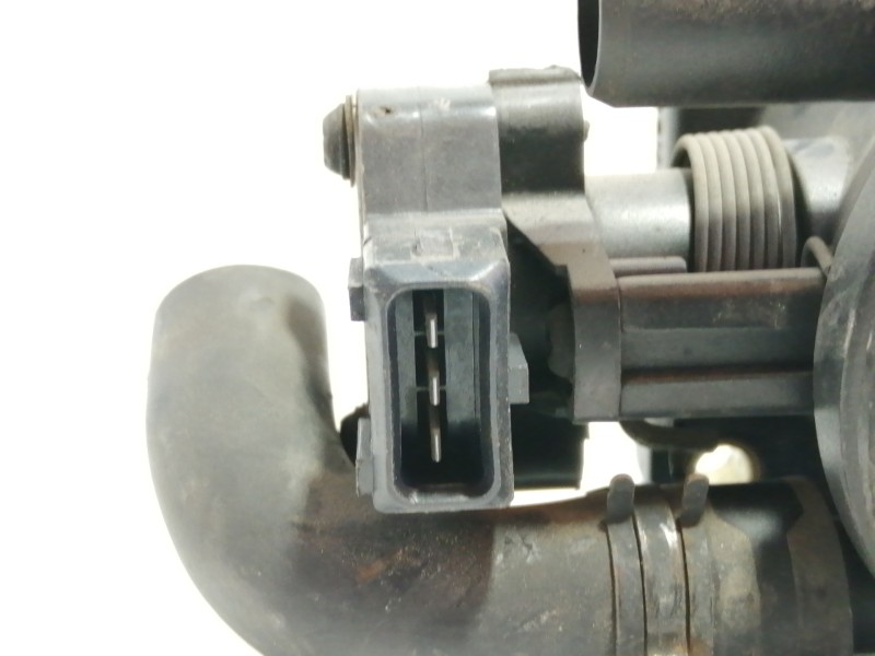 Recambio de caja mariposa para mg serie 200 (rf) 214 si (3-ptas.) referencia OEM IAM MHB102280  