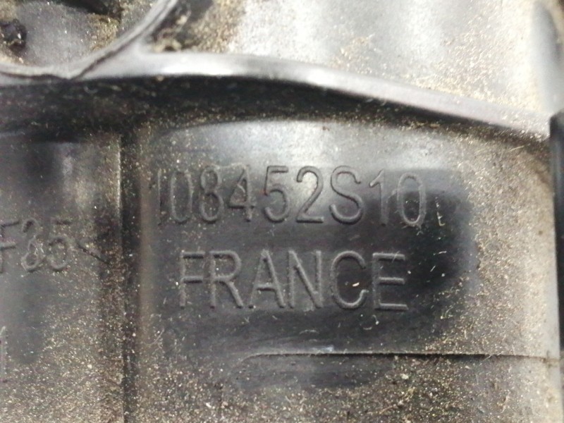 Recambio de colector admision para bmw serie 5 lim. (f10) 520d referencia OEM IAM 78079910 85064060 / 781085605 108452S10