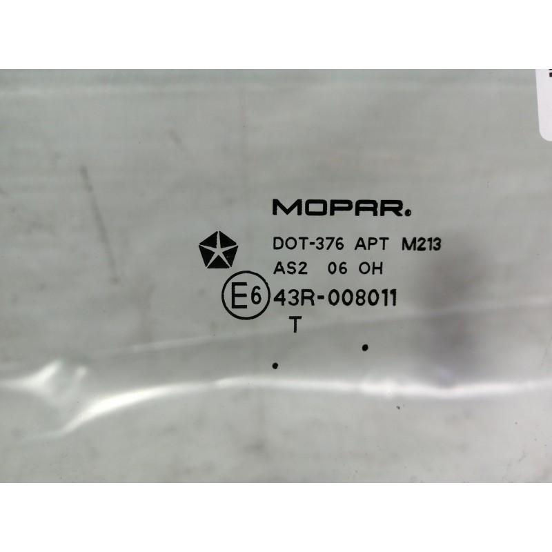 Recambio de luna delantera izquierda para dodge caliber s referencia OEM IAM E643R008011  CRISTAL PUERTA DELANTERO IZQUIERDO