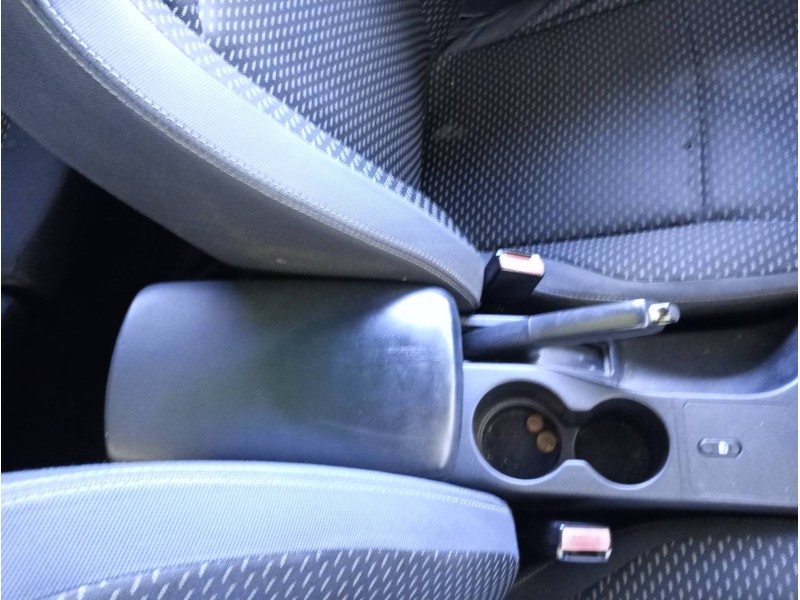 Recambio de apoyabrazos central para nissan qashqai+2 (jj10) acenta referencia OEM IAM 96910JD03E  