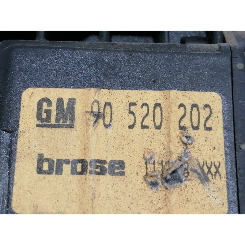 Recambio de elevalunas delantero derecho para opel tigra 1.4 16v referencia OEM IAM 90520200  