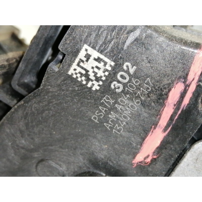 Recambio de cerradura puerta trasera izquierda para peugeot 5008 premium referencia OEM IAM A04106  