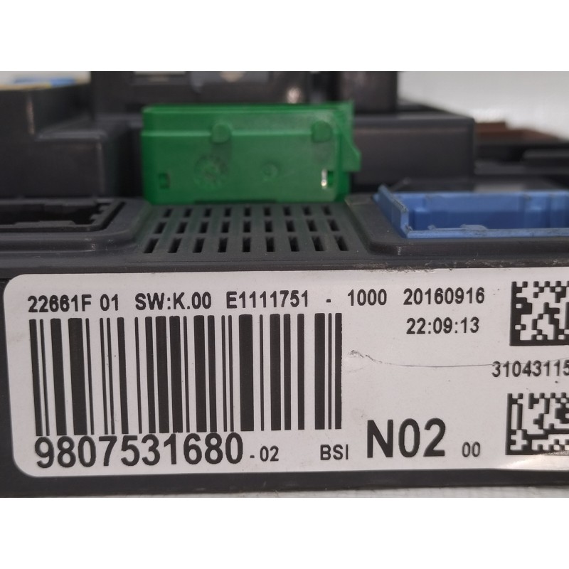Recambio de caja reles / fusibles para citroën c4 cactus feel edition referencia OEM IAM 9807531680  