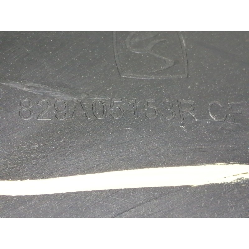 Recambio de guarnecido puerta trasera derecha para dacia sandero stepway ambiance referencia OEM IAM 829108667R 829A05153R 80908