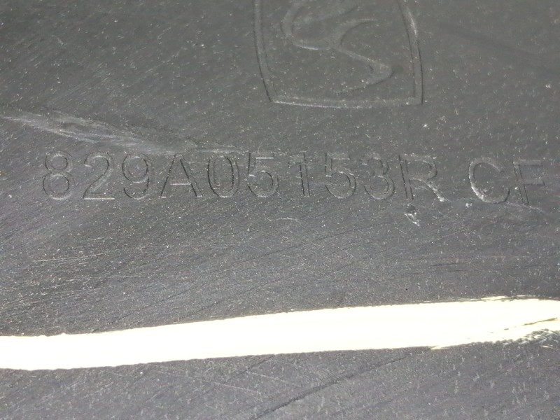 Recambio de guarnecido puerta trasera derecha para dacia sandero stepway ambiance referencia OEM IAM 829108667R 829A05153R 80908