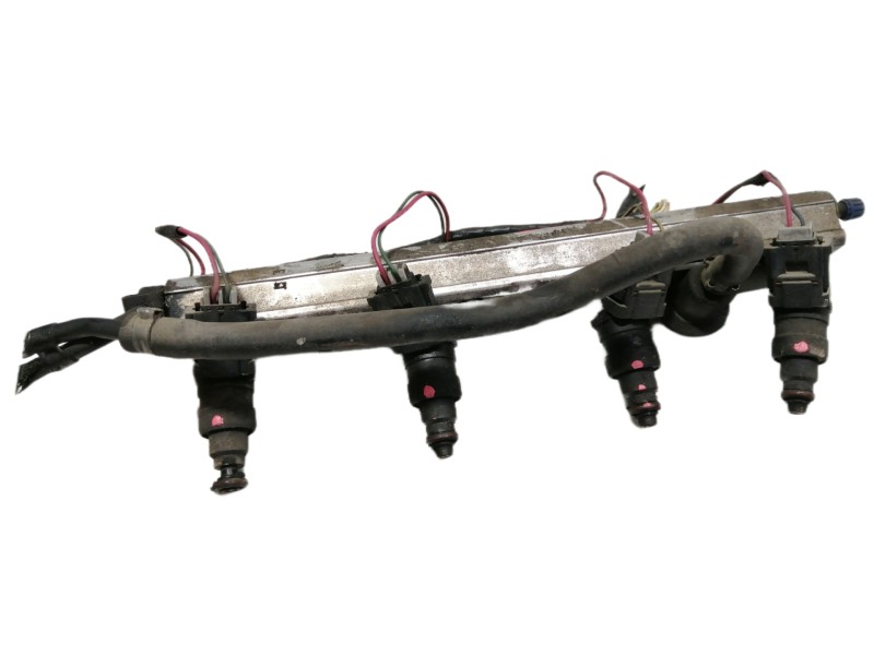 Recambio de rampa inyectora para volvo v40 familiar 2.0 16v cat referencia OEM IAM   