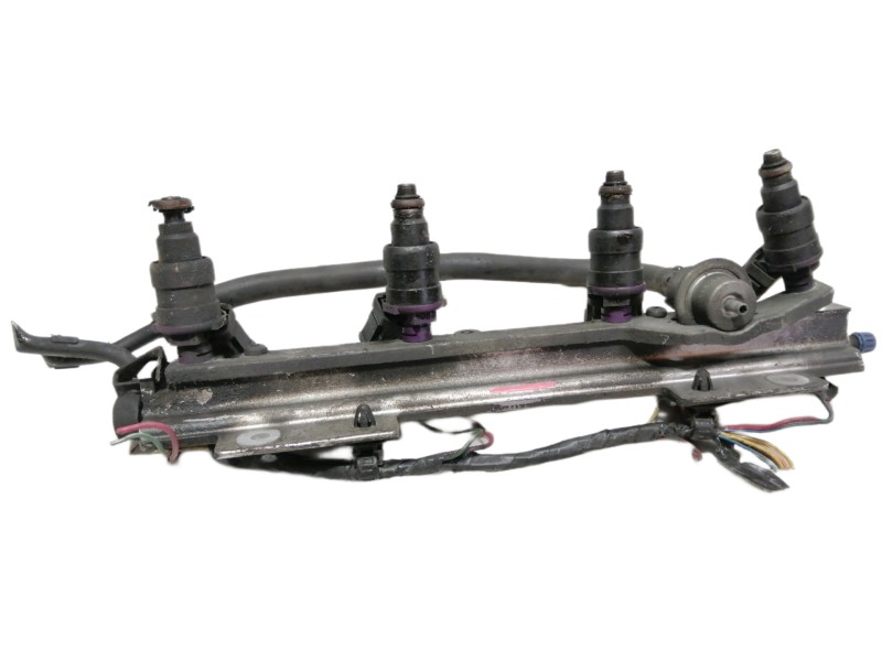 Recambio de rampa inyectora para volvo v40 familiar 2.0 16v cat referencia OEM IAM   