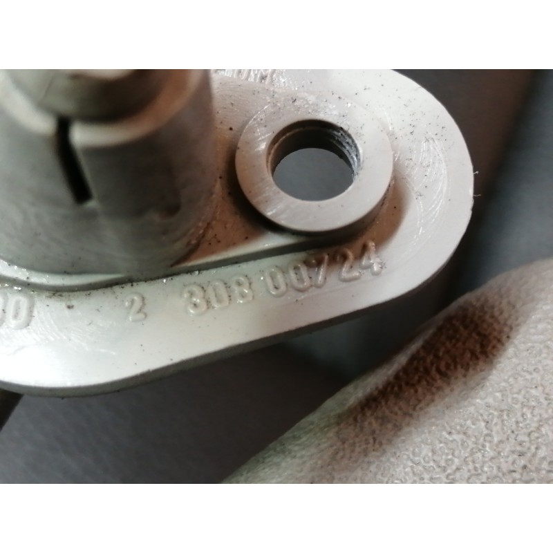 Recambio de parasol derecho para volvo v40 familiar 2.0 16v cat referencia OEM IAM 30800724  