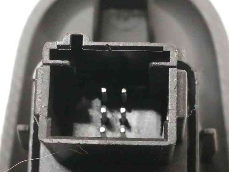 Recambio de mando elevalunas trasero derecho para peugeot 5008 premium referencia OEM IAM 96652794ZD  