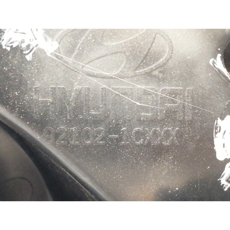 Recambio de faro derecho para hyundai getz (tb) 1.6 gls referencia OEM IAM 921021CXXX  