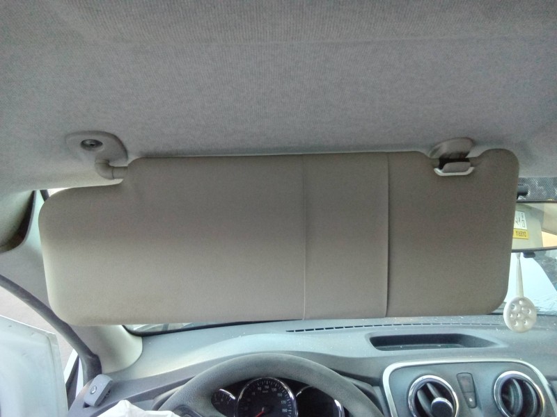 Recambio de parasol izquierdo para dacia sandero stepway ambiance referencia OEM IAM 964016685R  