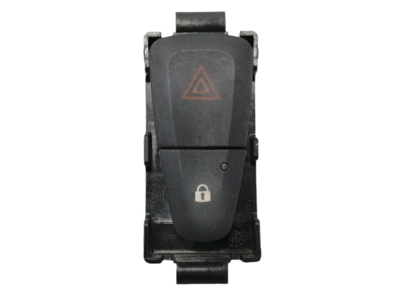 Recambio de warning para dacia sandero stepway ambiance referencia OEM IAM E3160601  
