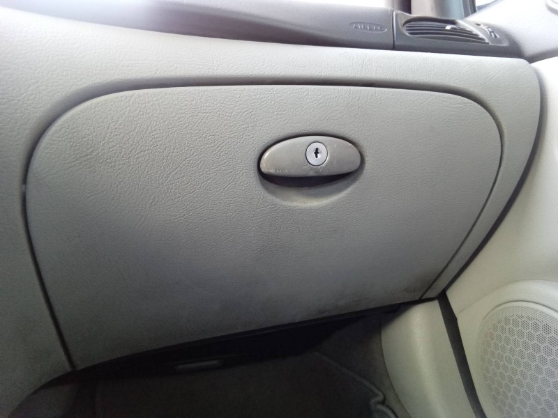 Recambio de guantera para citroën c5 berlina 2.0 hdi cat (rhz / dw10ated) referencia OEM IAM 9632612977  