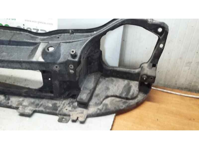 Recambio de panel frontal para opel vivaro combi 2.7t corto referencia OEM IAM 8200106571  