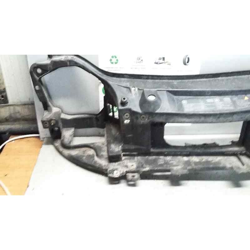 Recambio de panel frontal para opel vivaro combi 2.7t corto referencia OEM IAM 8200106571  