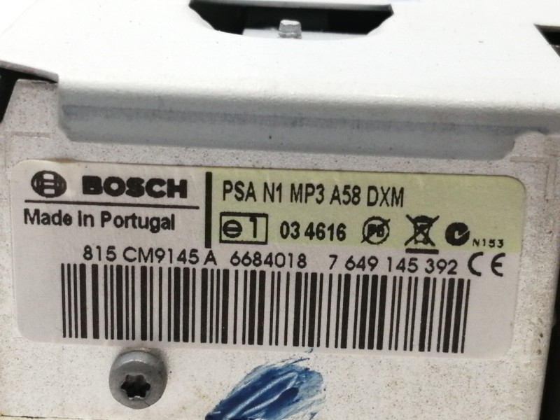 Recambio de sistema audio / radio cd para peugeot 5008 premium referencia OEM IAM 9666959577  