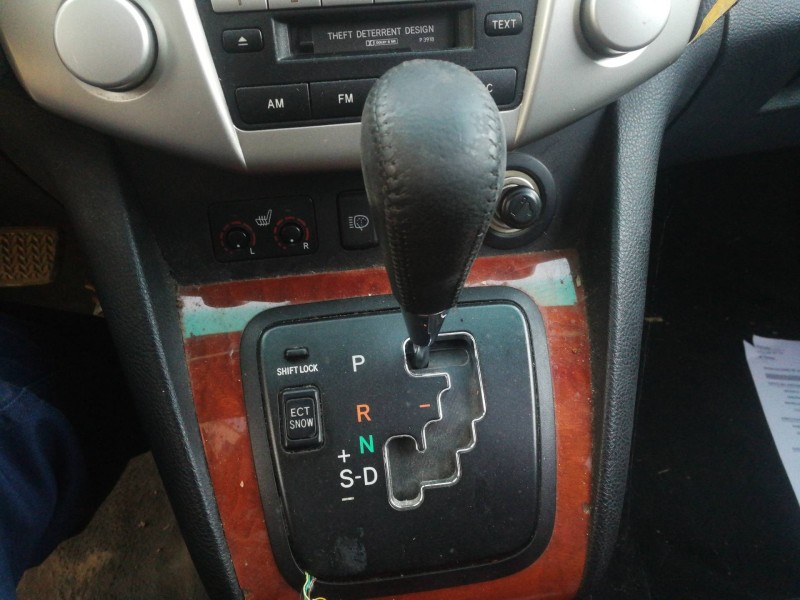 Recambio de palanca cambio para lexus rx 300(mcu35) luxury referencia OEM IAM 3356048120  