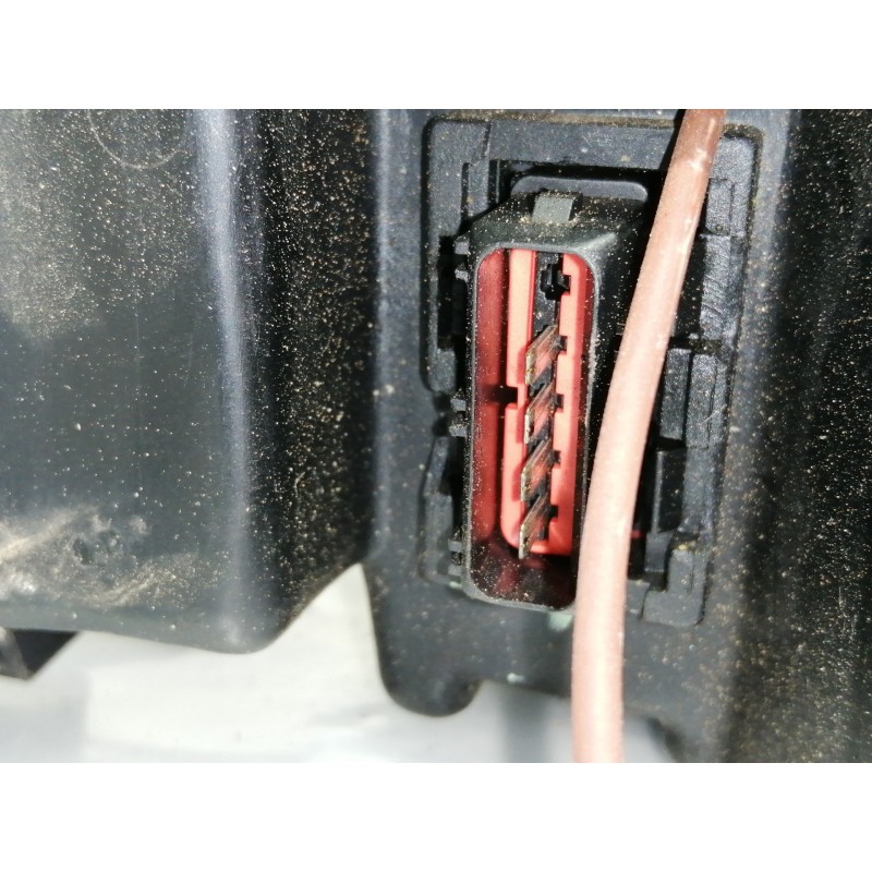 Recambio de faro izquierdo para ford mondeo berlina/familiar (fd) clx berlina referencia OEM IAM 93BG13N010 93BG13N010AB 