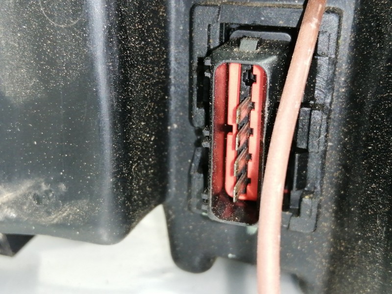 Recambio de faro izquierdo para ford mondeo berlina/familiar (fd) clx berlina referencia OEM IAM 93BG13N010 93BG13N010AB 