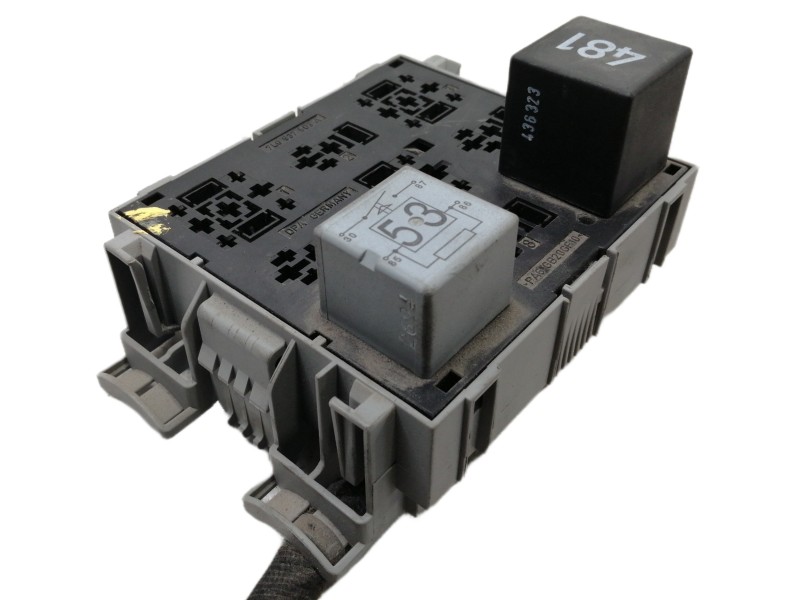 Recambio de caja reles / fusibles para volkswagen touareg (7la) tdi r5 referencia OEM IAM 7L0937503A  