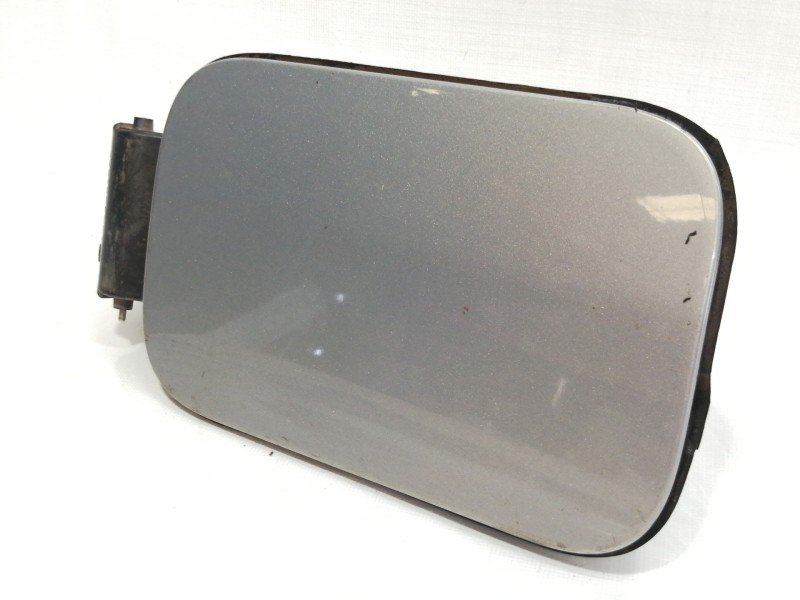 Recambio de tapa exterior combustible para renault scenic ii 1.9 dci diesel referencia OEM IAM 8200139543  