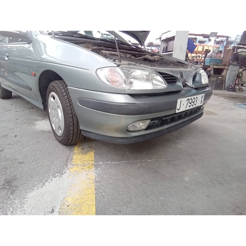 Recambio de paragolpes delantero para renault megane i classic (la0) 1.6e rn referencia OEM IAM   