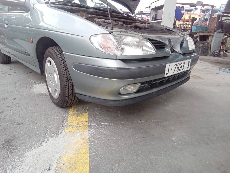 Recambio de paragolpes delantero para renault megane i classic (la0) 1.6e rn referencia OEM IAM   