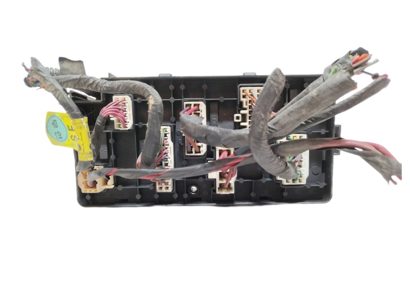 Recambio de caja reles / fusibles para daewoo nubira berlina 1.6 cat referencia OEM IAM   