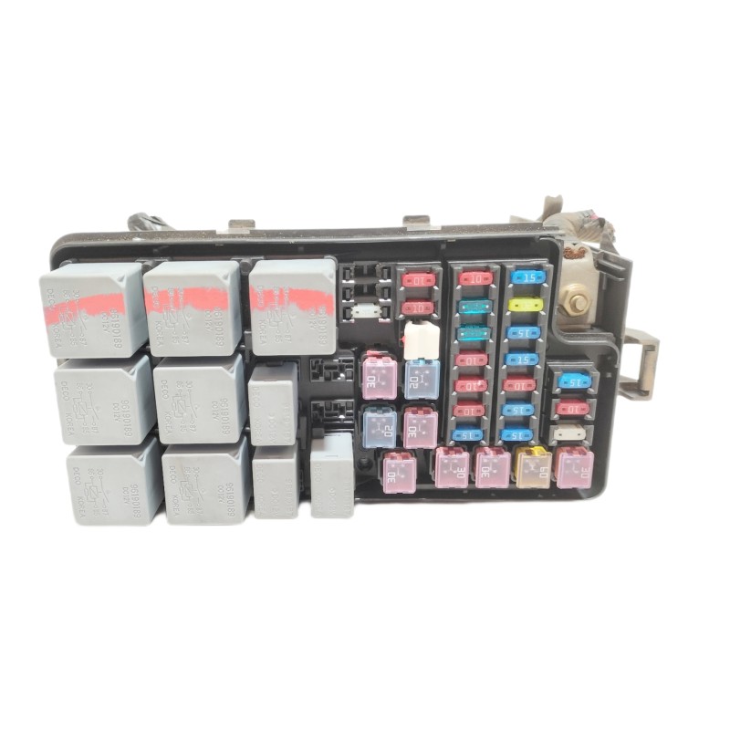 Recambio de caja reles / fusibles para daewoo nubira berlina 1.6 cat referencia OEM IAM   