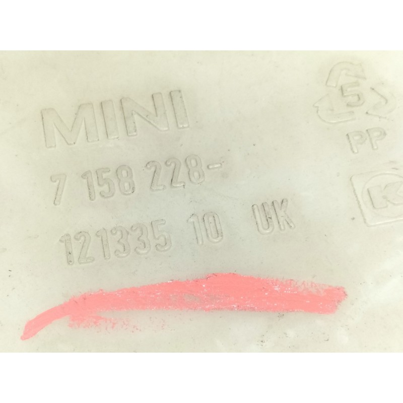 Recambio de deposito limpia para bmw mini (r50,r53) referencia OEM IAM 7158228  