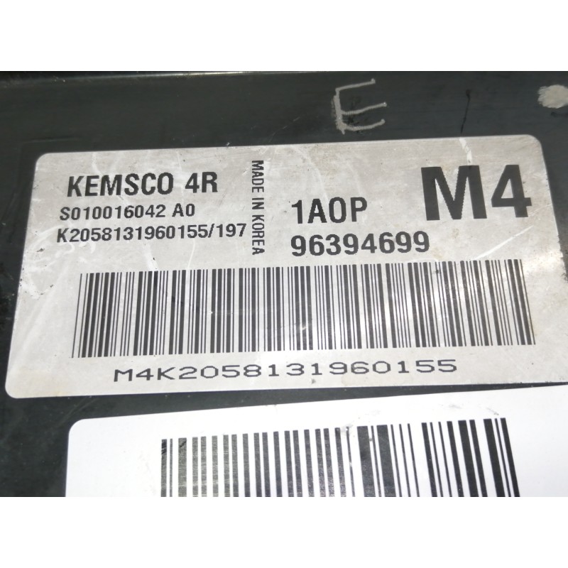 Recambio de centralita motor uce para daewoo nubira berlina 1.6 cat referencia OEM IAM 96394699  