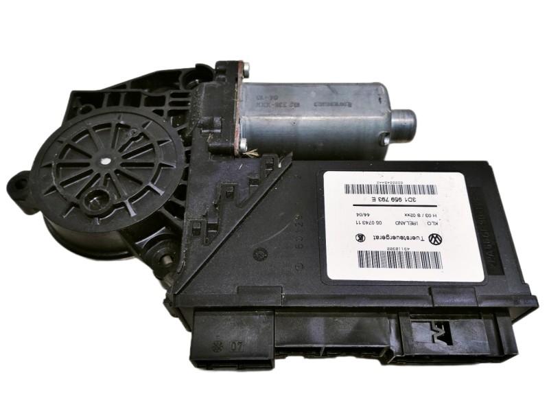 Recambio de elevalunas delantero izquierdo para volkswagen touareg (7la) tdi r5 referencia OEM IAM 3D1959793E 0130821764 ELECTRI