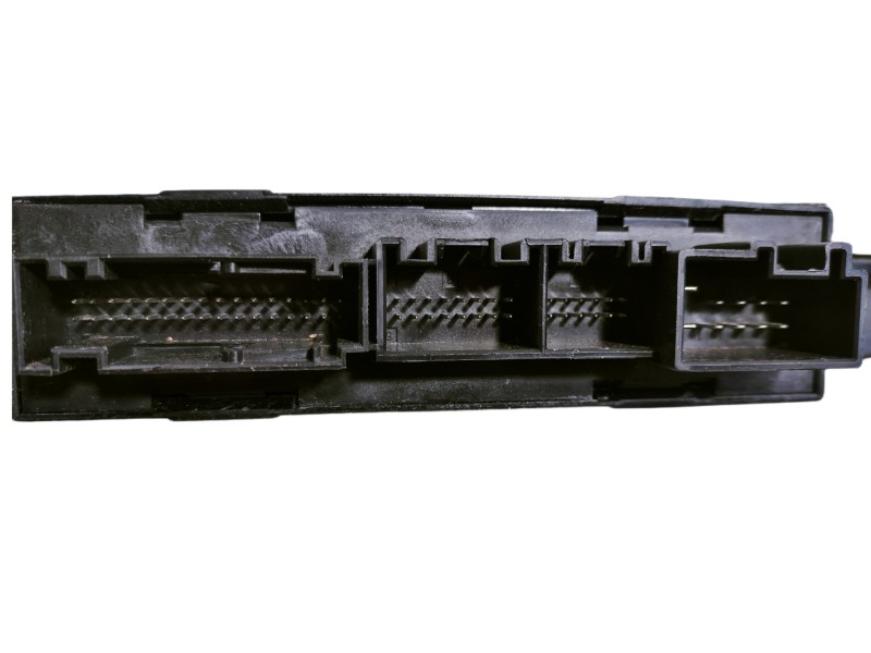 Recambio de elevalunas delantero izquierdo para volkswagen touareg (7la) tdi r5 referencia OEM IAM 3D1959793E 0130821764 ELECTRI