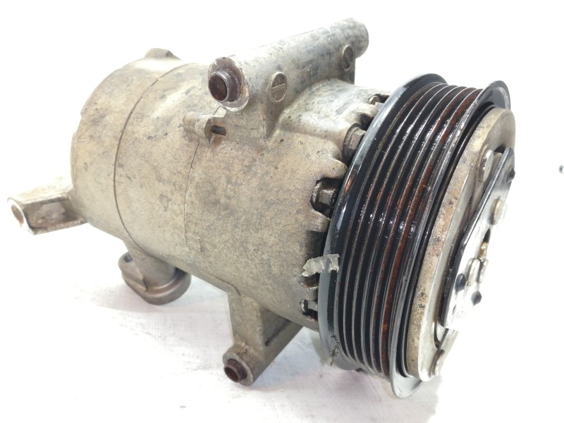 Recambio de compresor aire acondicionado para ford transit caja cerrada ´06 ft 260 k (corto) lkw (camion) referencia OEM IAM 6C1