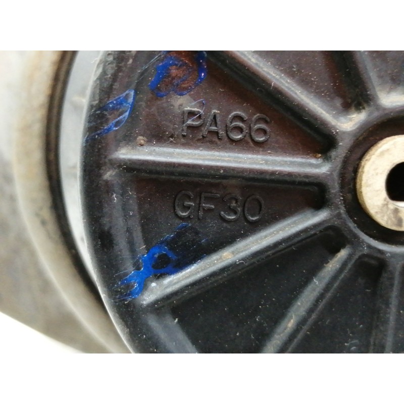 Recambio de soporte motor izquierdo para land rover range rover sport v8 td hse referencia OEM IAM KKB500602  