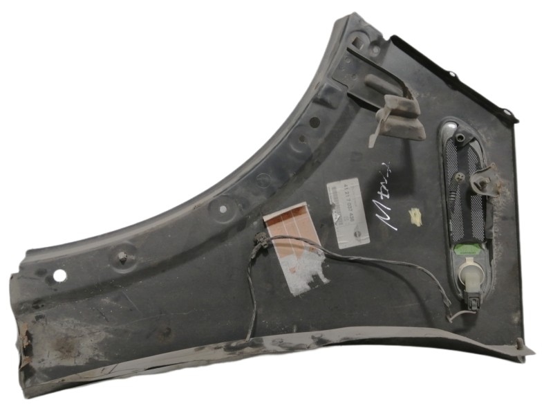 Recambio de aleta delantera derecha para bmw mini (r56) referencia OEM IAM 41217037438  