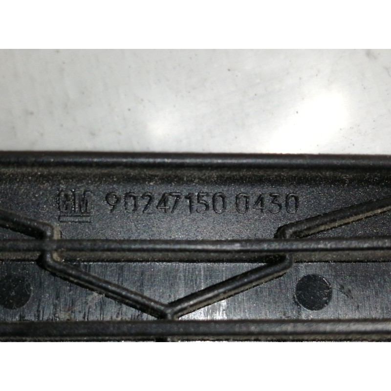 Recambio de maneta elevalunas trasera derecha para opel zafira a blue line referencia OEM IAM 902471500430 90224834 90459502