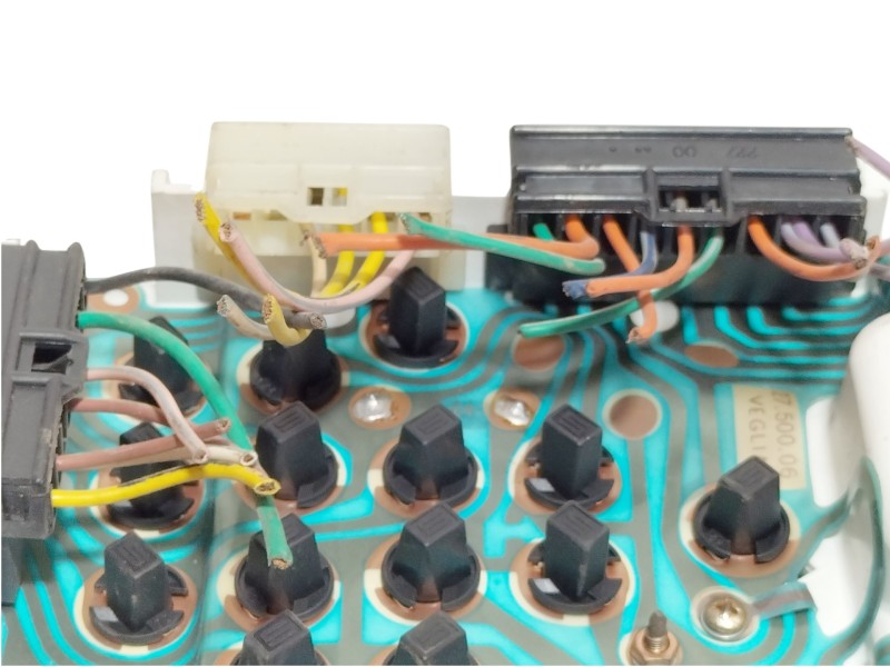 Recambio de cuadro instrumentos para renault rapid/express (f40) 1.3 rn familiar (f406) referencia OEM IAM   