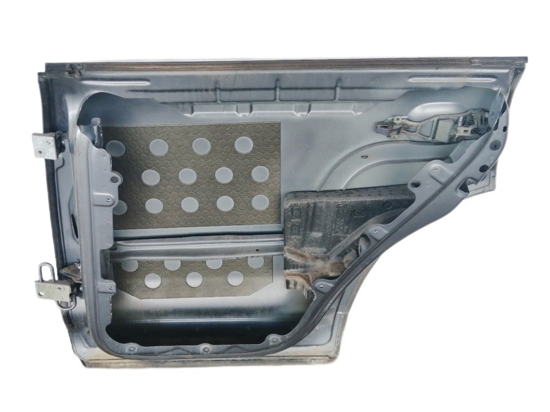 Recambio de puerta trasera derecha para volkswagen touareg (7la) tdi r5 referencia OEM IAM   