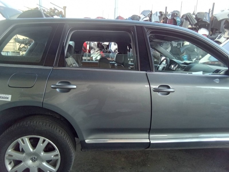 Recambio de puerta trasera derecha para volkswagen touareg (7la) tdi r5 referencia OEM IAM   