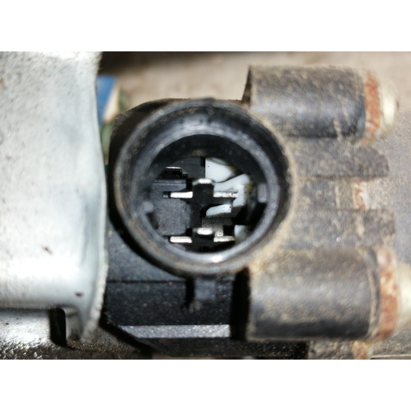 Recambio de elevalunas delantero izquierdo para nissan almera (n16/e) comfort referencia OEM IAM 400601T4  