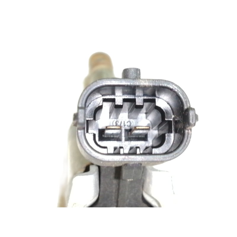 Recambio de inyector para peugeot 3008 gt line referencia OEM IAM 0261500295  