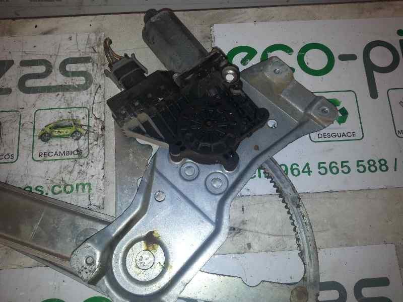 Recambio de elevalunas delantero derecho para opel astra f berlina 1.6 referencia OEM IAM 90560430 90560430 
